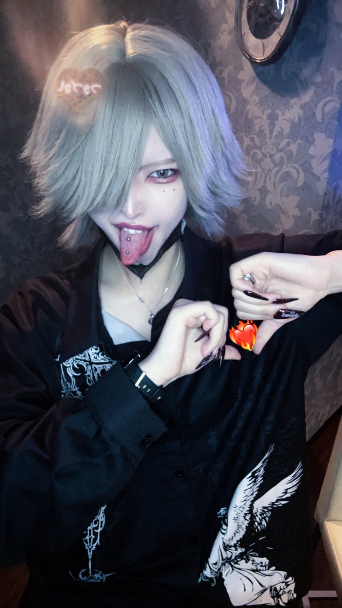 極魔リ きる tweet media
