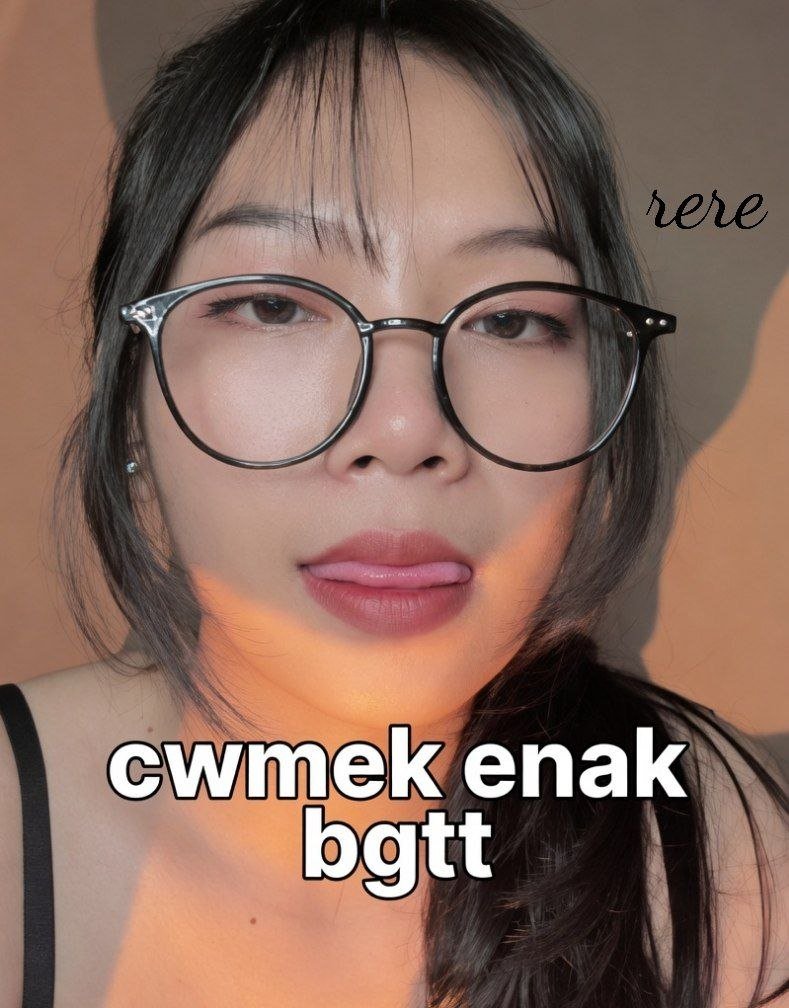 hanie tweet media
