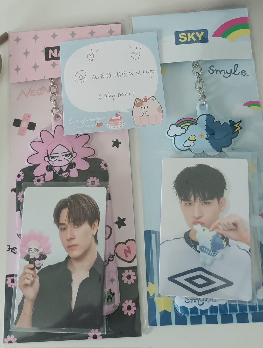 aeoicex9up's tweet photo. (🩵🩷) ส่งต่อ/พร้อมส่ง 

-- เฟรมการ์ด smyle  , neona
*ได้การ์ดที่แถมมากับเฟรมด้วยค่า

✅250฿/1 รวมส่ง - ซื้อคู่มีราคาพิเศษ
(ขอดูหลักฐานเพิ่มเติมได้ค่ะ)

#ตลาดนัดสกายนานิ #ตลาดนัดgmmtv #ตลาดนัดgmm
สกายนานิ สกาย นานิ https://t.co/FdTiXJFGsR