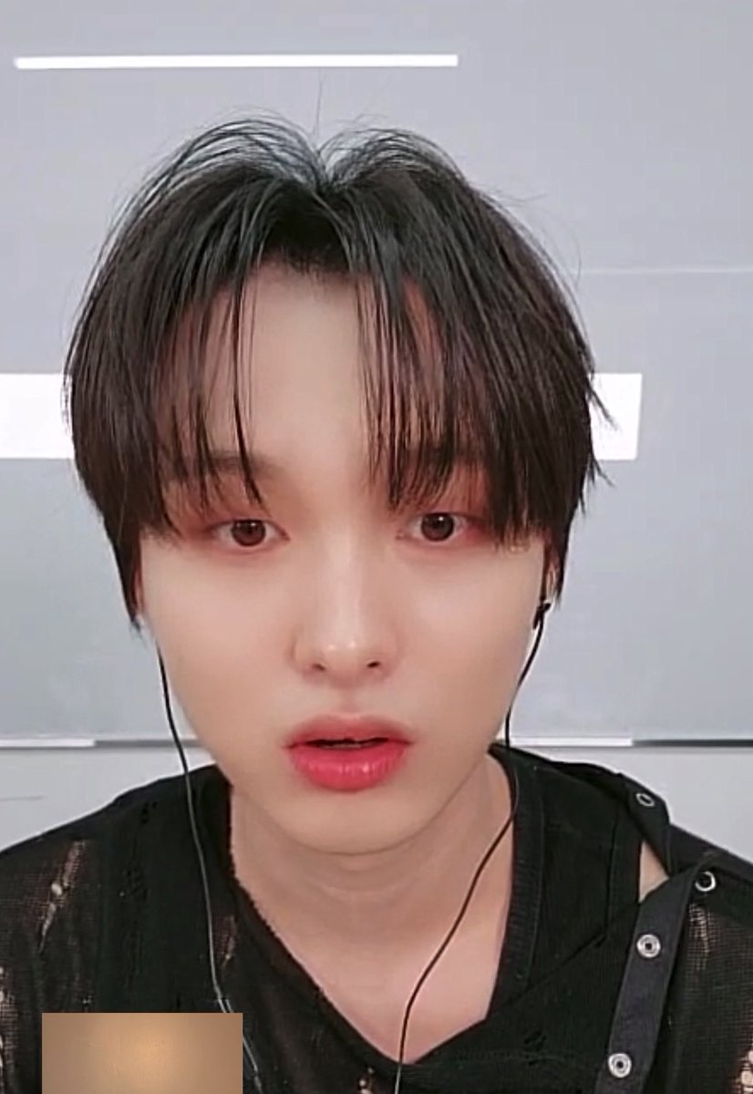 gyulbiniz's tweet photo. he's so cute my sunshine my loml my baby oh i CRY https://t.co/DU2WwpvlHr
