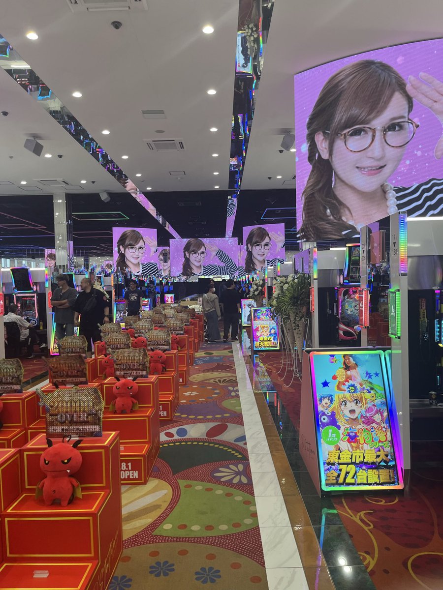 yoshi_0228's tweet photo. ５万負けたけど、美人に逢えたから今日のところは、この店を許すこととしよう

#スーパーＤステーション東金店 https://t.co/p4RwUQSFq0