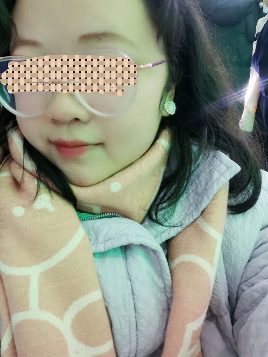 HurryCathy's tweet photo. 兄弟曝光骚货女朋友：
朵朵，25，贵州
给前男友送逼操的贱货 https://t.co/Kzpvuo9ui9
