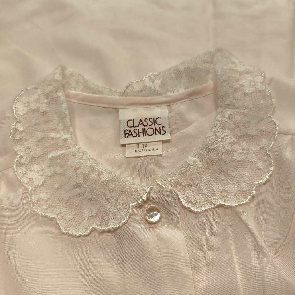 tescoplus's tweet photo. デッドストック
アメリカ製
80s　半袖ブラウス
￥4980

#usa #nos #80s #80sfashion 
＃vintage https://t.co/JXiXB99Rjl