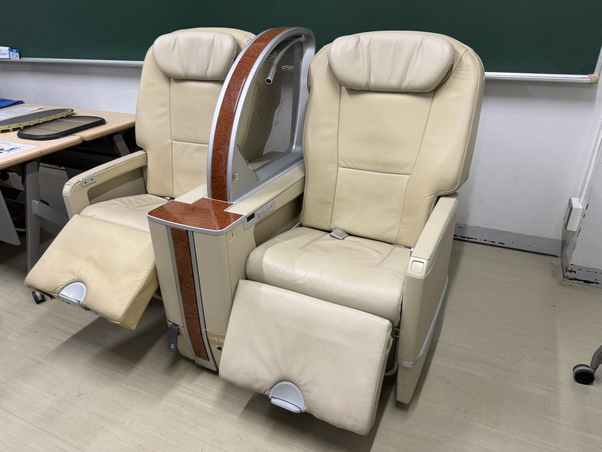 飛行機狂のDOKAN~ファーストクラストラベラー~ tweet media