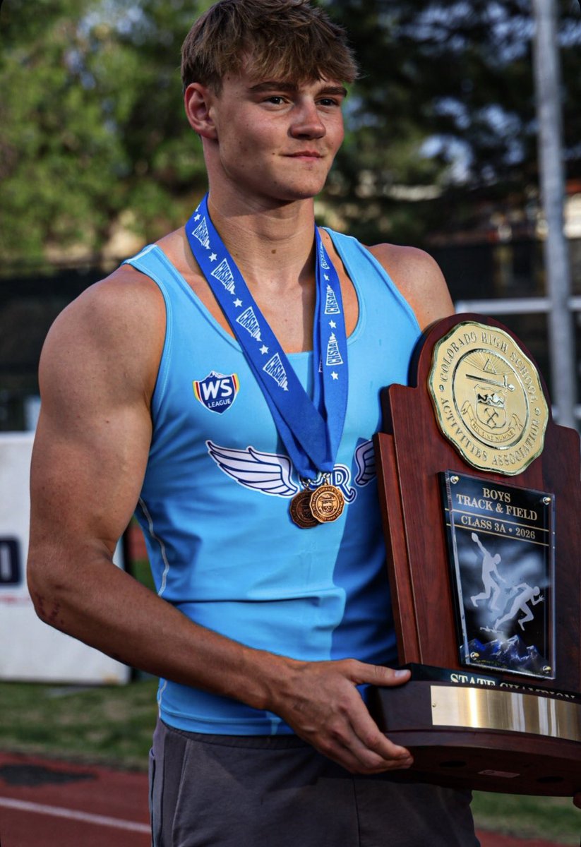 OesterleKai's tweet photo. State champions! 🥇 https://t.co/Fnd0LPT3Ng