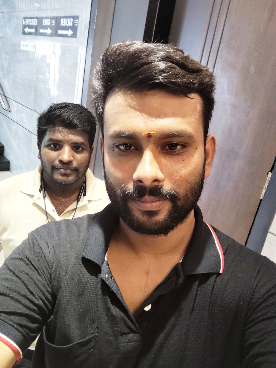 Nirmal_twitt's tweet photo. Count :2 #Karuppu Housefull 🥵🥵🔥 @Suriya_offl 🖤🔥 @RJ_Balaji 💪 @SaiAbhyankkar Intevel BGM Ku Waiting
#KaruppuBlockbuster https://t.co/Mg3ueaZThh
