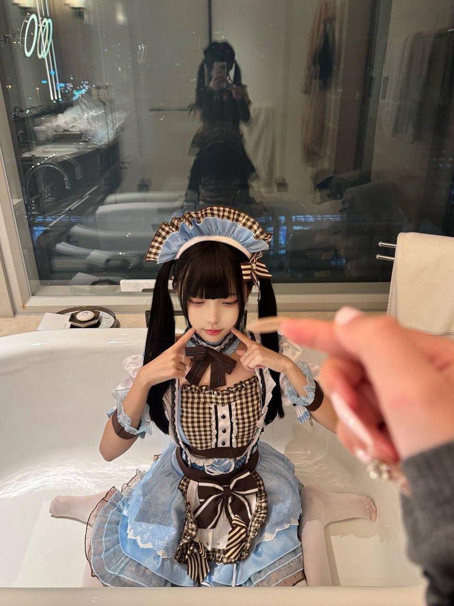 打瓦吗 我的声音像炼狱 长得像夜露 素质像芮娜 枪法不如小鸡 身法像皮蛋 但是我敢保证你绝对没有见过我这种人机
#无畏契约 https://t.co/NkMKiWqS9w