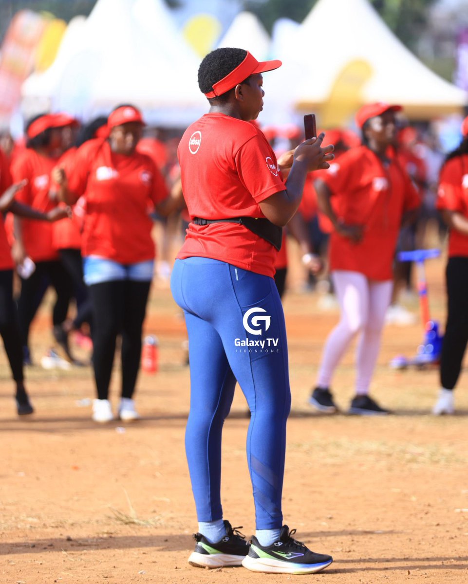 GalaxyTVUg's tweet photo. The hills are alive!
#ZzinaLifestyle | #RunForHer | #Absa7HillsRun https://t.co/GoCBEzNfcw