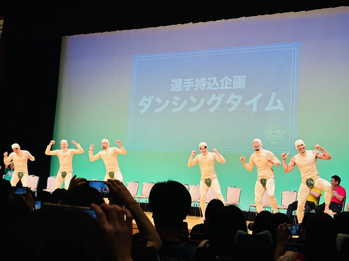 hayask_0720's tweet photo. 「きれいな顔してるだろ。ウソみたいだろ。プロバスケットボールチームなんだぜ。それで……」

（引用　アニメ『タッチ』より第26話）

#京都ハンナリーズ https://t.co/kFI9nERYqG