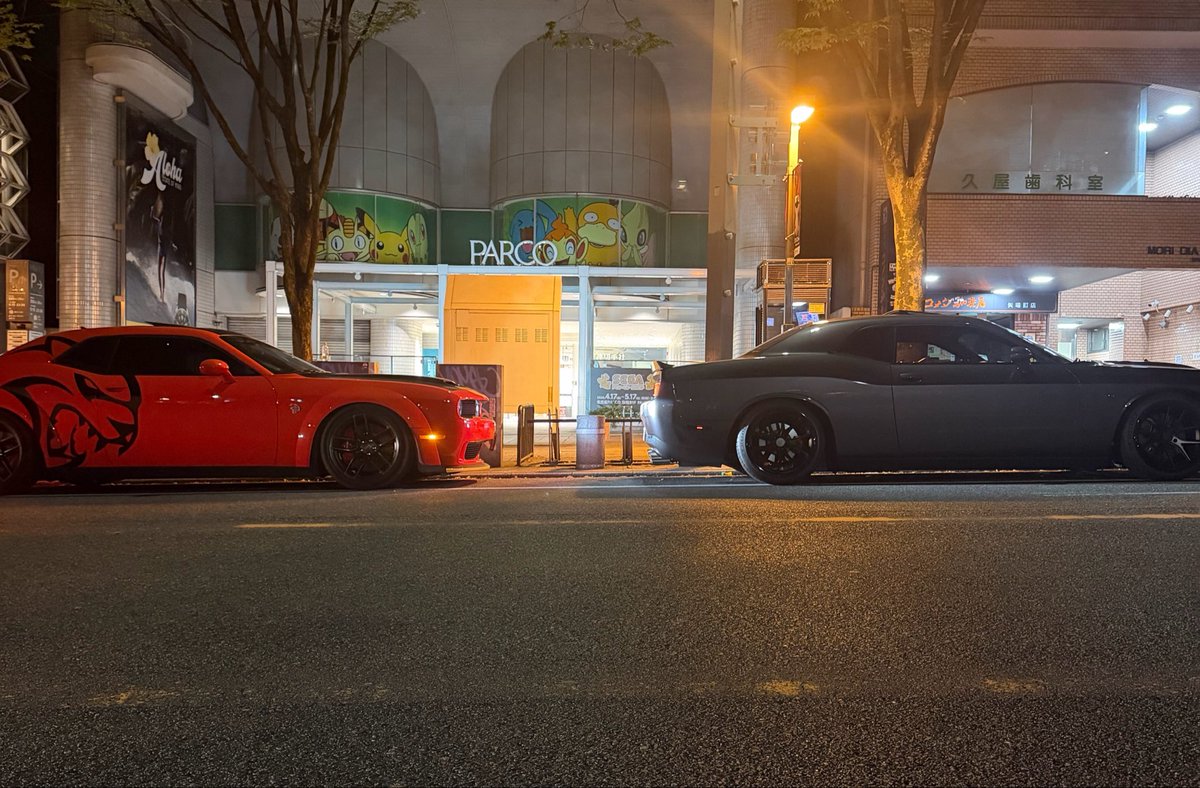 chellcat_44's tweet photo. 夜、外で話すのが
ちょうどいい季節になってきた、うれしい https://t.co/37Cu8zGhWd