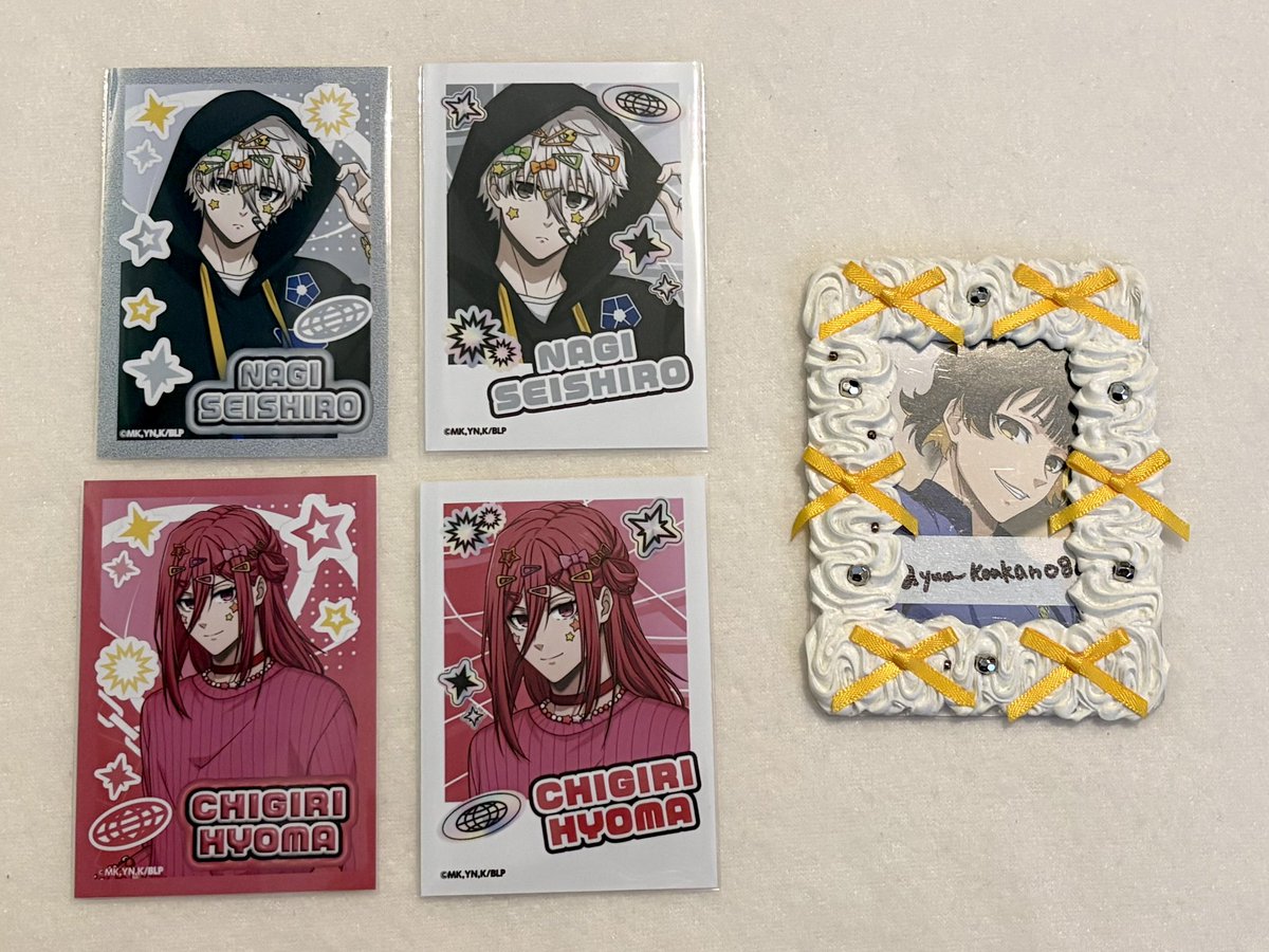 カイザー ブルーロック ネームバッジ　ブロマイド　特典　ステッカー　クレープ メルカリ - 蜂楽 ネームバッジ ミニブロマイド 特典 GiGO ブルーロック ピンズ・ピンバッジ・缶バッジ