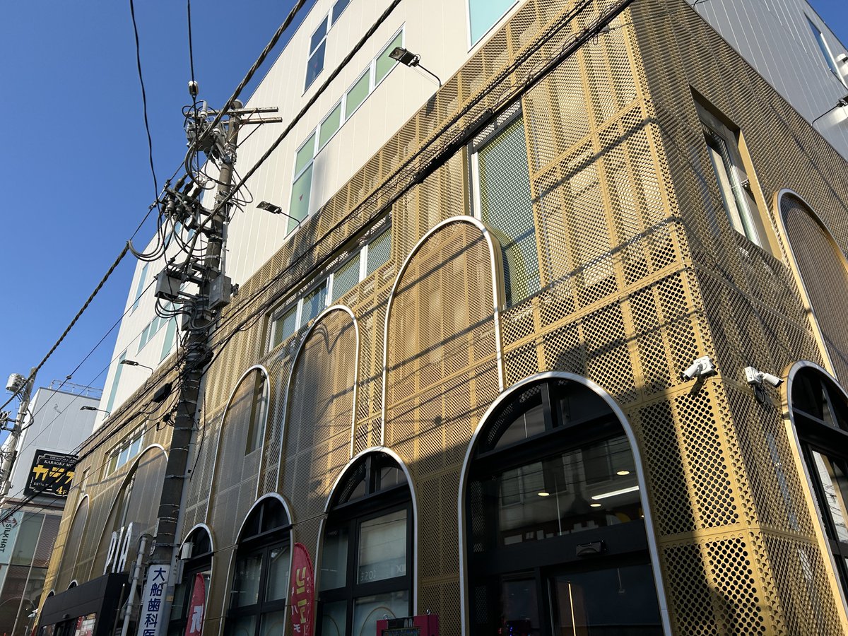 僕はパチンカスだ 人生初のパチンコ 1000円払ったけどよくわからんかったわ