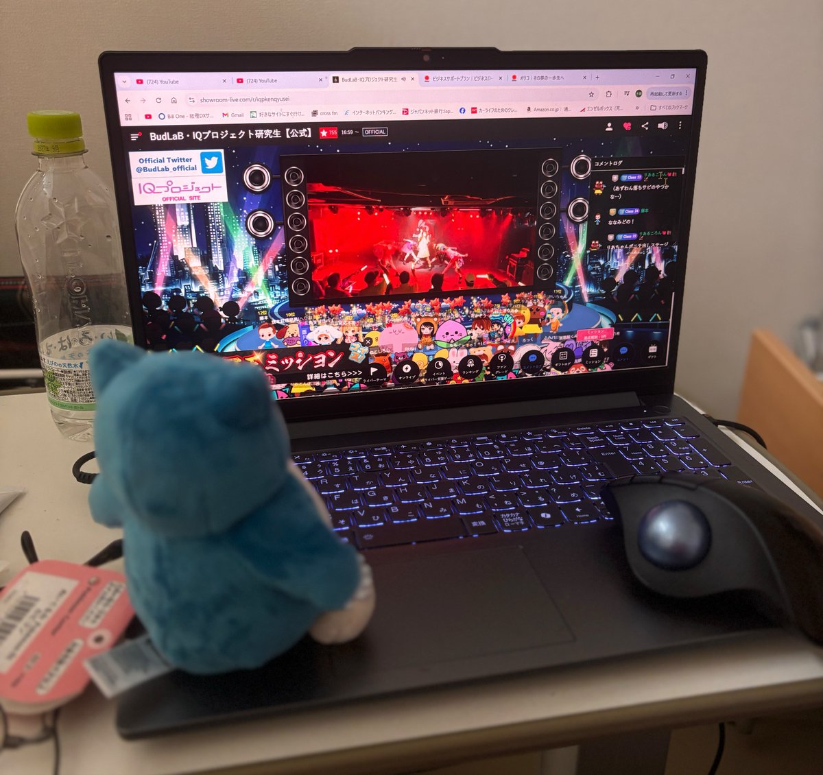 hide_shiro2008's tweet photo. カビゴン視聴中(^-_-^)
2部アチアチだぜぇ!
#IQP研究生
#TEAMLIVE
#Iチーム https://t.co/UW5eirn63m
