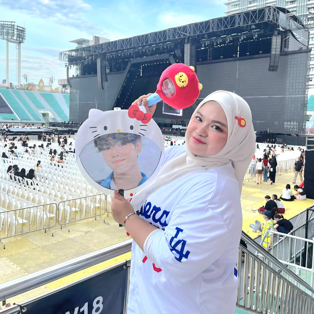 {dinaaa}semoga dapat tengok jaehyuk dekat ²🤍🐰🦁 tweet media