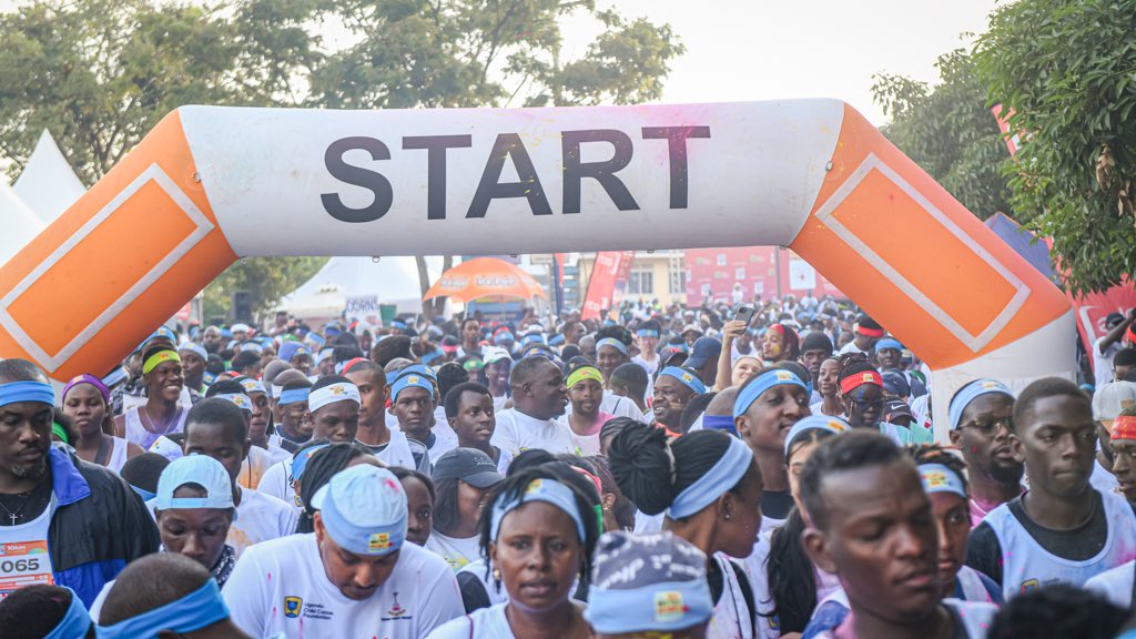 URAuganda's tweet photo. We stood in solidarity with children bravely fighting cancer and the families who support them every day.

#ChildhoodCancerColorRun
#FfeBanno https://t.co/GNPyDGrZiF