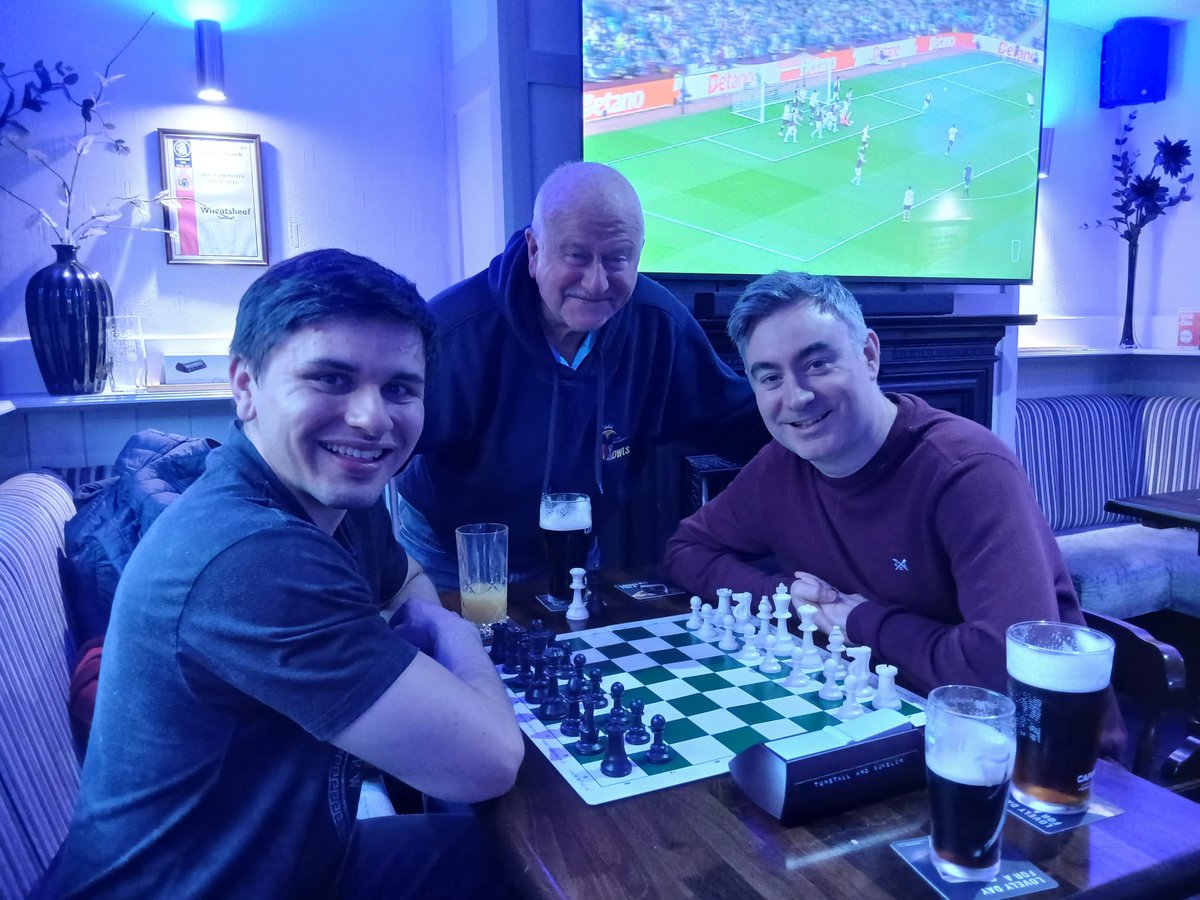 Andrew Chess tweet media