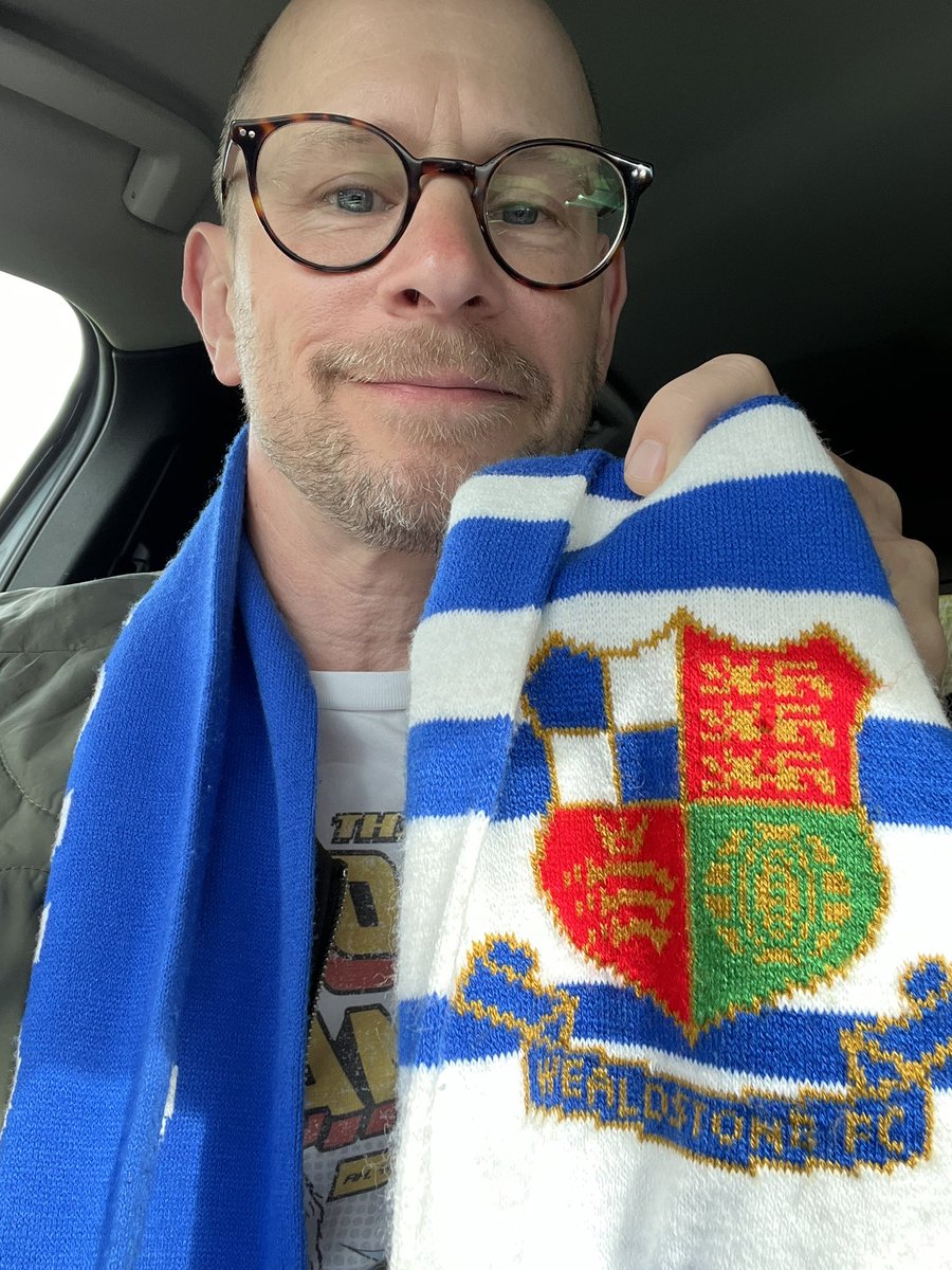 StuartJKane's tweet photo. An early start to the day and a lovely drive from the Toon to Birmingham. Now picking up my dad to get on the rattler because we’re on our way to Wembley to watch the Mighty Stones! 💙 🏆@WealdstoneFC #UTS https://t.co/bRWsHeo5h8