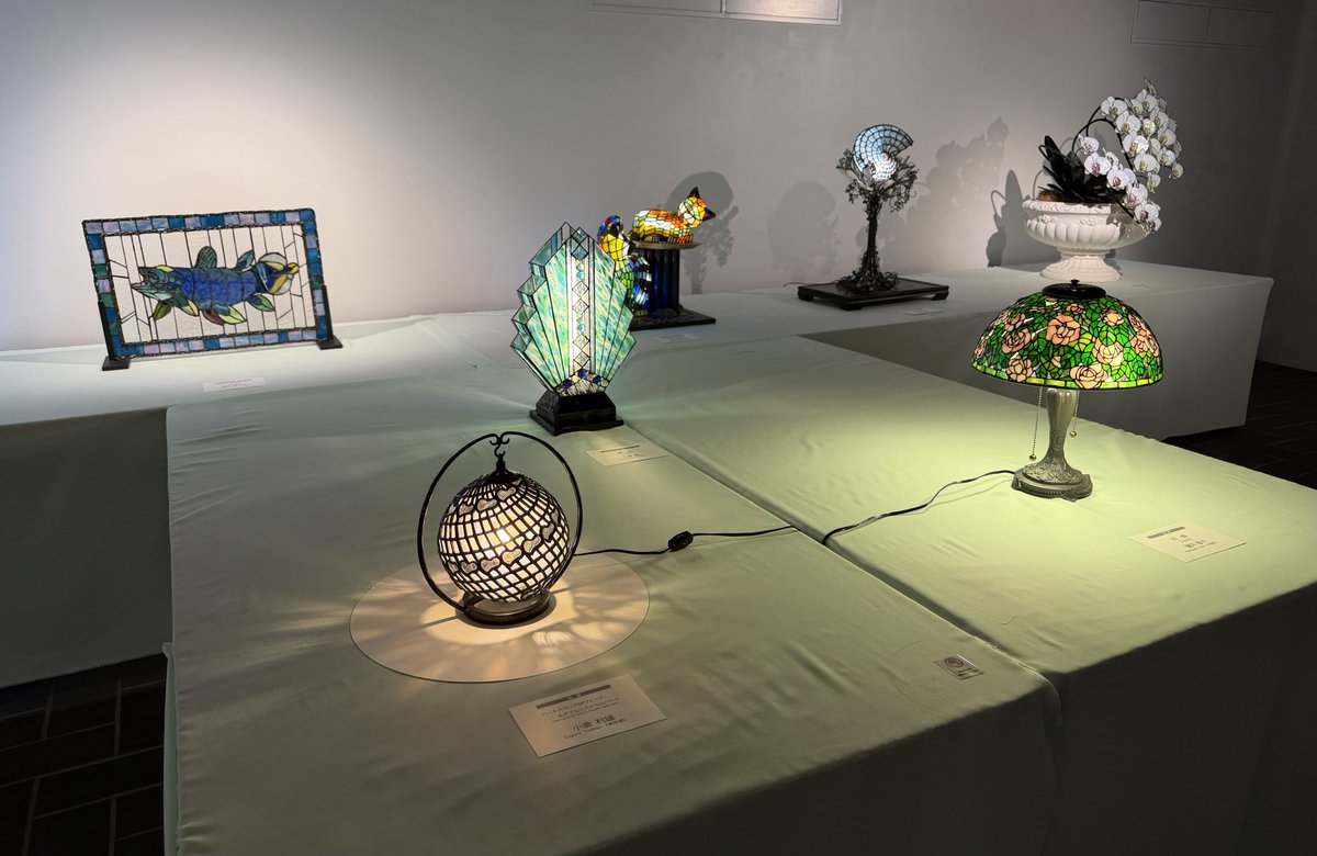 東京都美術館の日本ステンドグラス作家協会展、とても繊細で色鮮やかな