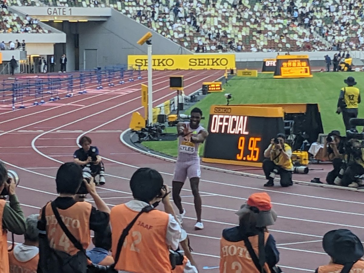 karikarininha's tweet photo. セイコーゴールデングランプリ陸上2026
男子3000m日本記録更新レースをLIVE観戦できて大興奮です🏃🏻‍♀️💨 https://t.co/XG1ozlbVxf
