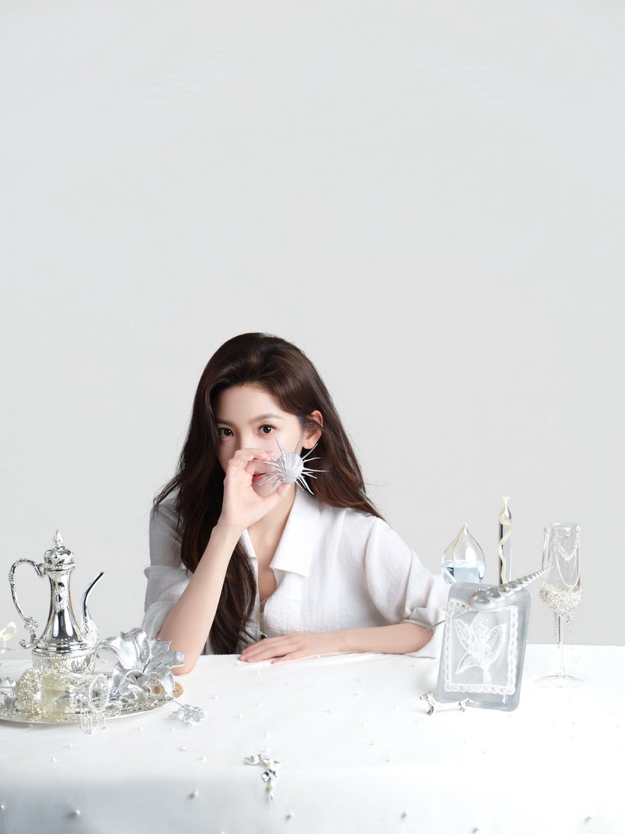 리리 tweet media