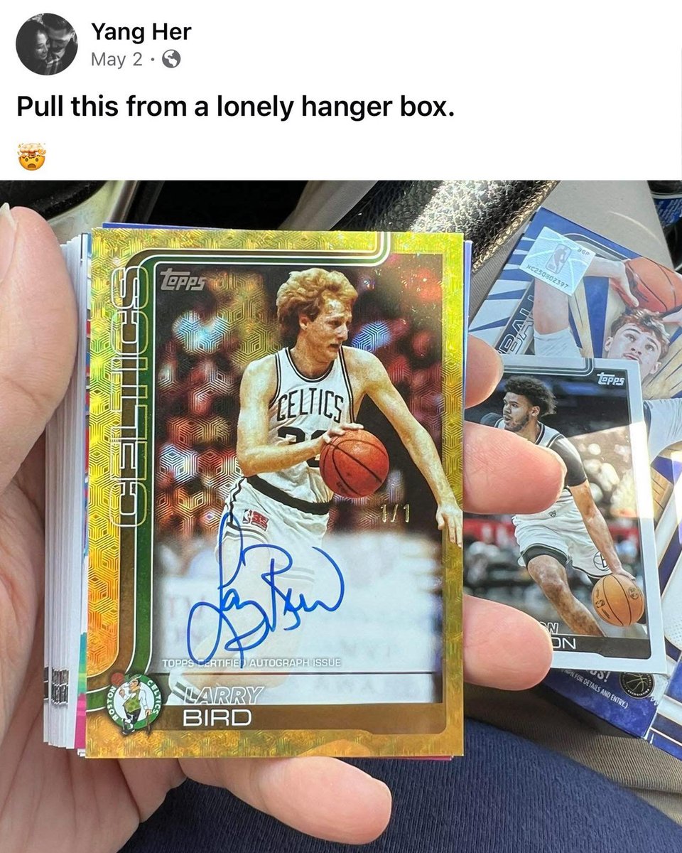 Topps tweet media