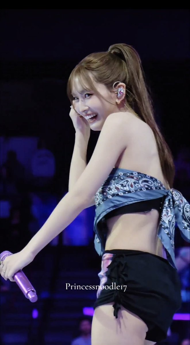 260516 #MOMO #모모 #モモ THIS IS FOR IN PARIS #THISISFOR_PARIS