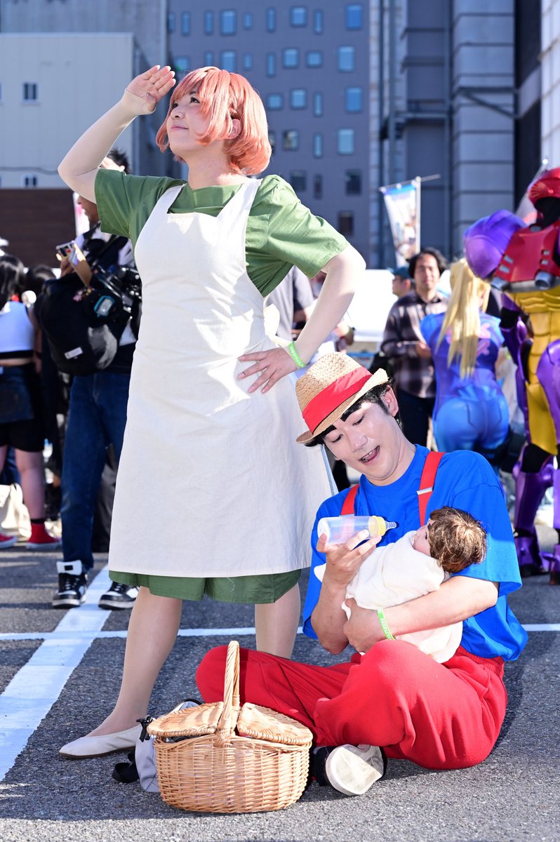 魔女宅の宅急便パン屋さんコスプレ 初出し✨️ 魔女の宅急便パン屋夫婦エンディングバージョン