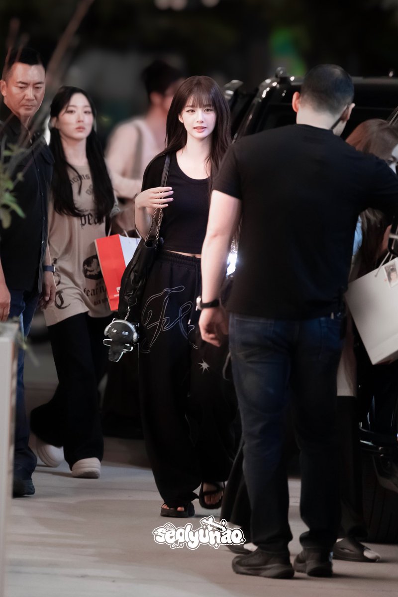 seolyunao tweet media