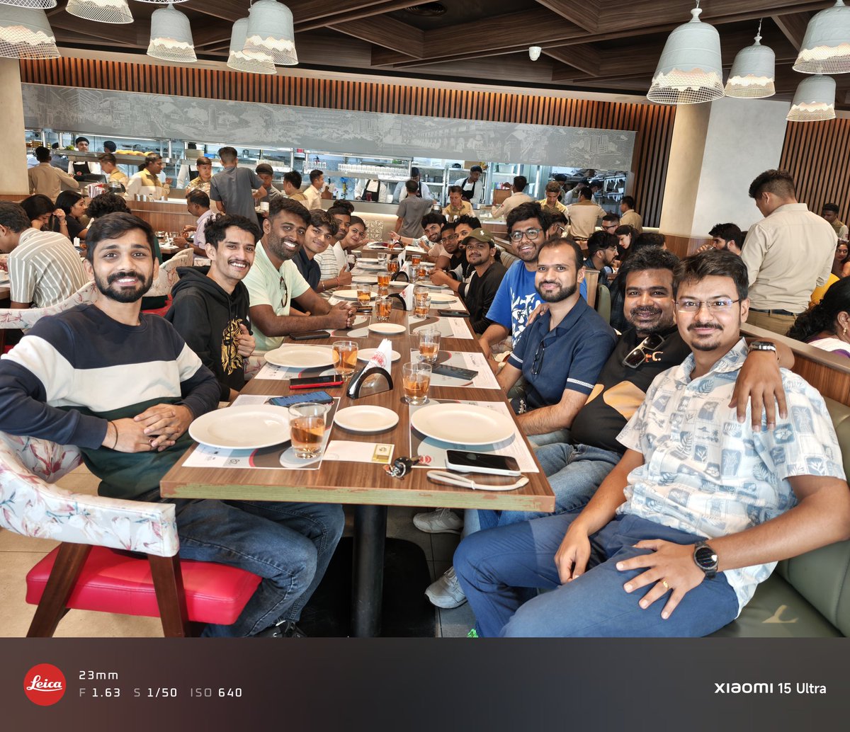 iam_07akash's tweet photo. I really enjoy Sunday with our @XFCBengaluru team. We always laugh, shoot, share stories and have some fun!
Lunch with the #XFCBengaluru family  after a long time. "Fun"day spent well 🤗❤️ 
#XiaomiFans 

@XiaomiIndia @sandeep9sarma @pixelwithme @djasif @SudeepNbr https://t.co/RRUd3qI8pi