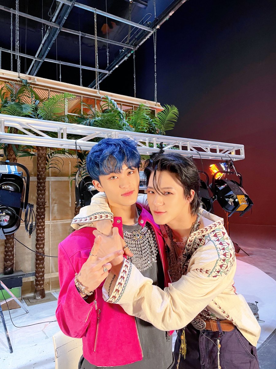 N년전 오늘의 마크 tweet media