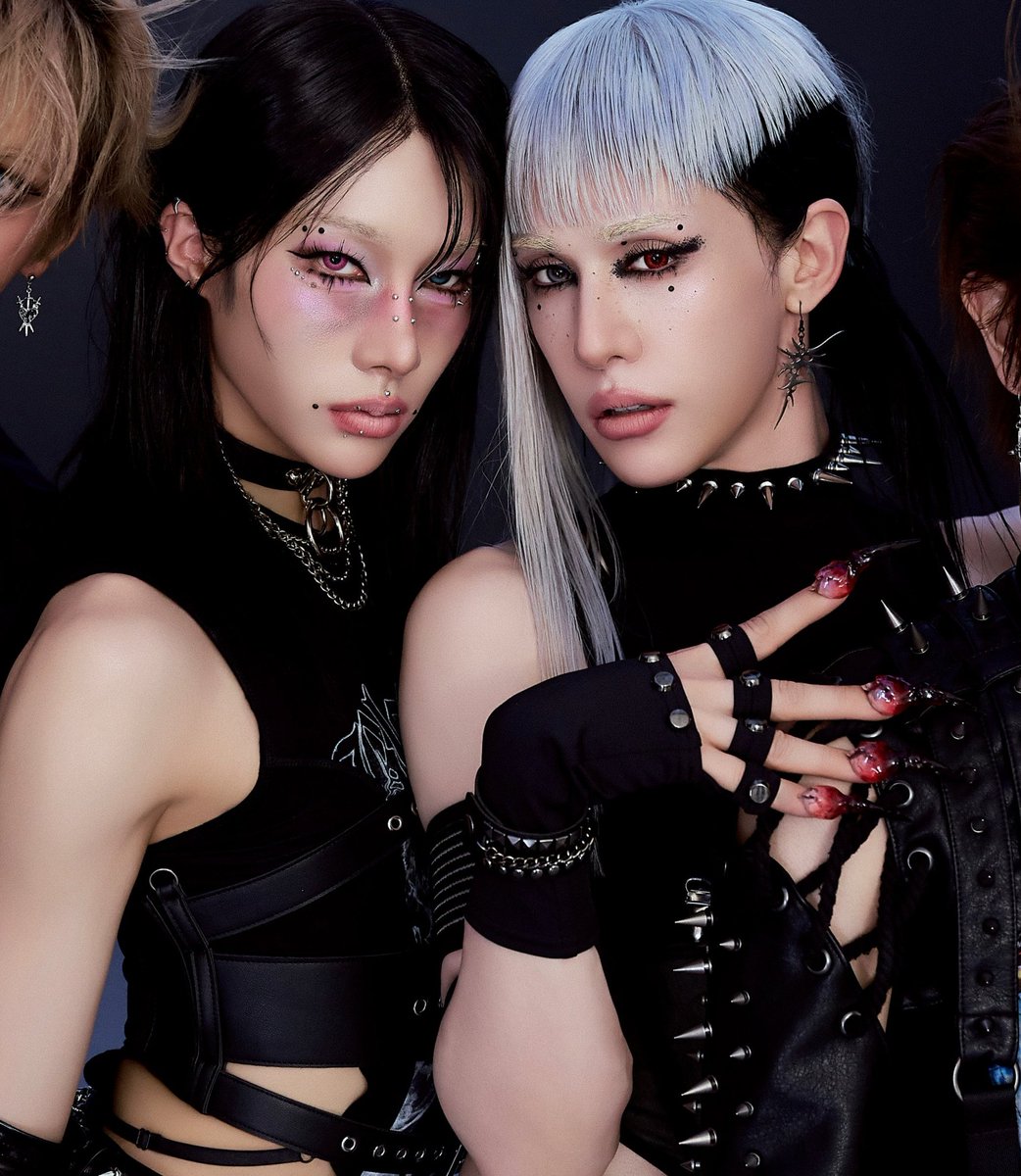 i, iva tweet media