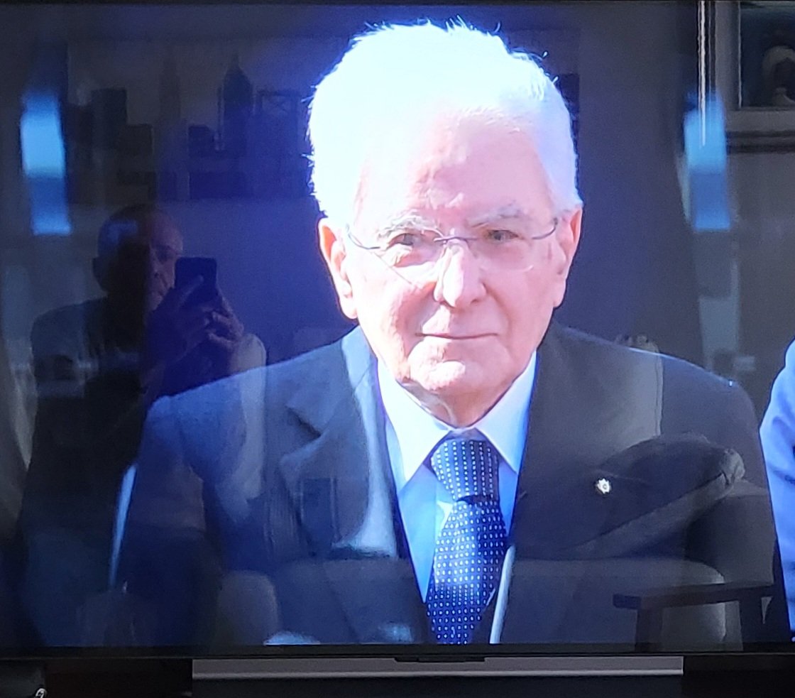 goldbergvariaz's tweet photo. Il Presidente #Mattarella, il nostro #Servizio vincente, il nostro #Aceeee!
#IBI26 #RomaOpen! https://t.co/G3Wl6pzGtp