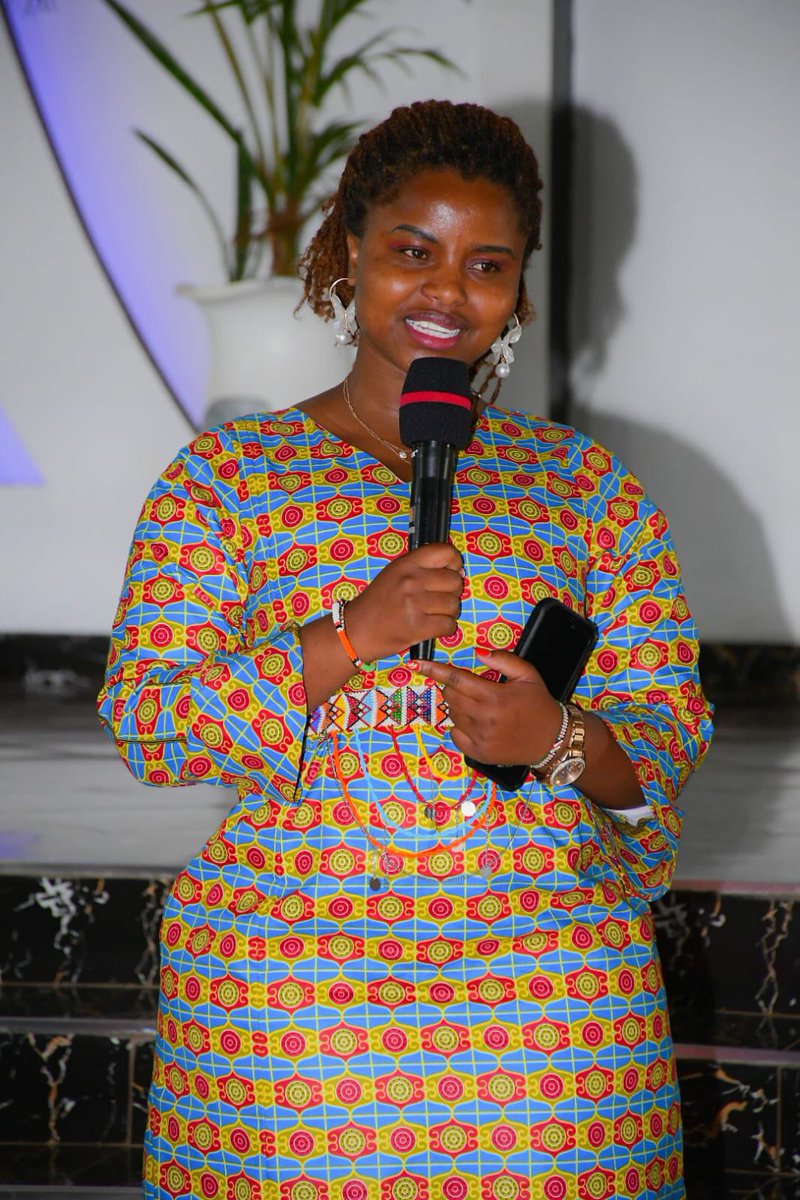 Mercymasai3's tweet photo. Earlier today in Deliverance church, Illasit . Thank you Bishop for the honor π. Tukutane Rombo next sunday , maajaliwa yake mwenyezi mungu .
#hopeinaction
#mercymasai https://t.co/jNg1CTGA6G