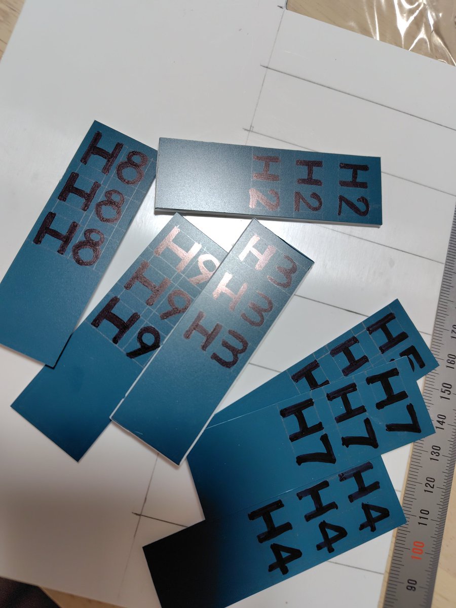 tinygigant's tweet photo. さてさて、こっから彫刻作業 https://t.co/psyl4QYxnk