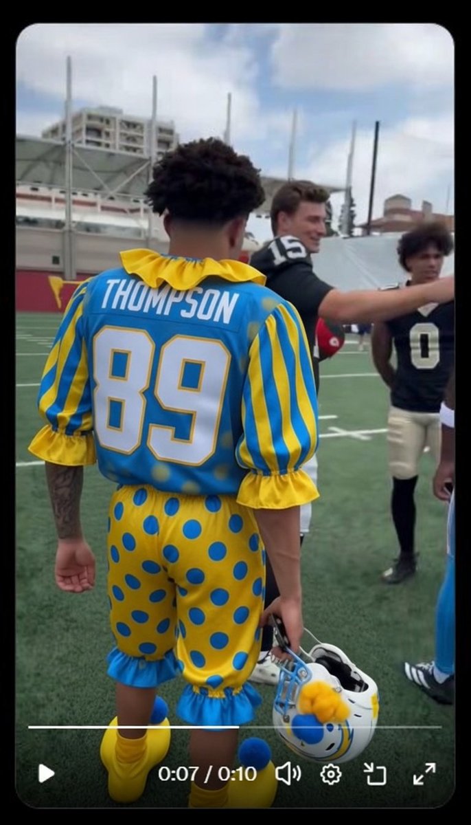 ＳＬＡＮＤＲ ＳＺＮ ☠️ tweet media