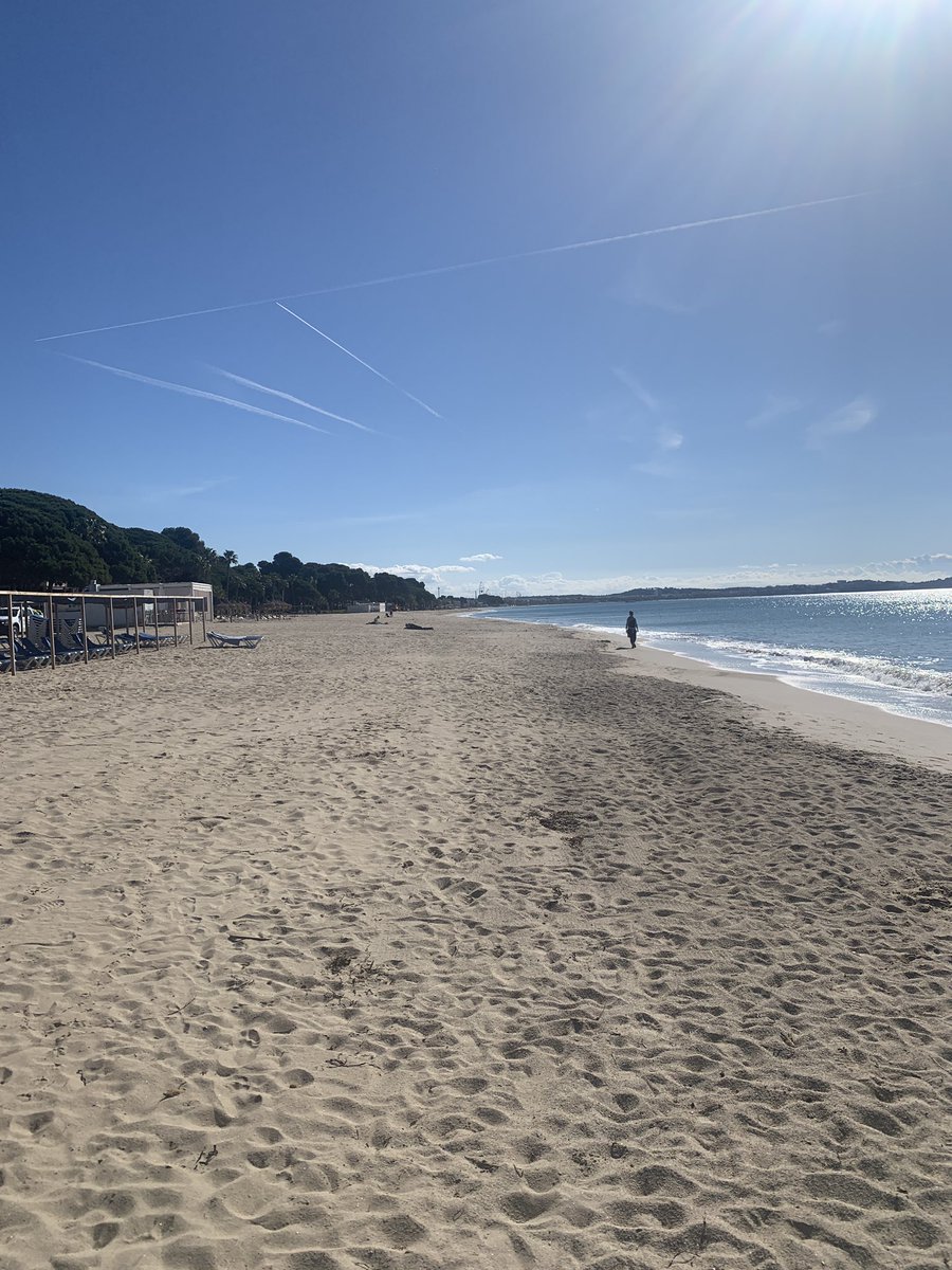 bobg611's tweet photo. #costadorada will miss this in the mornings 🌞🌞 https://t.co/oJfZc7w43b