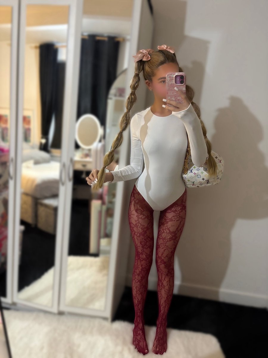 Princess Emzs tweet media