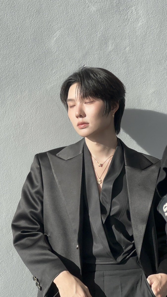 นี๋ร์ Ní (limited) tweet media