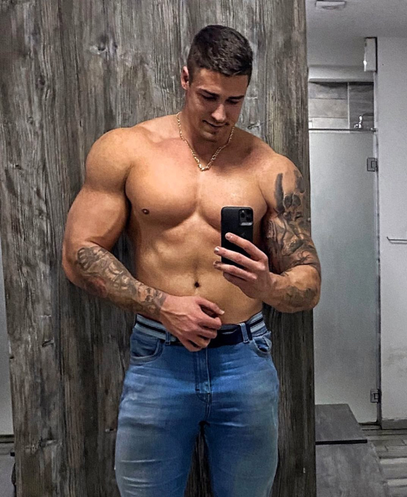 Serbian Muscle tweet media