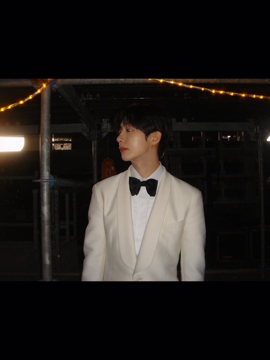 CH_ees2's tweet photo. 나 이 여백있는 사진들이 너무 좋음.... https://t.co/eyV4TrwlRd