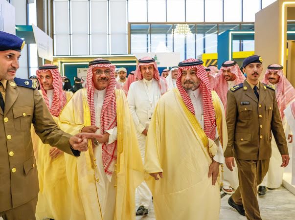 wasel_news's tweet photo. بالصور: تحت رعاية الأمير عبدالعزيز بن سعود.. انطلاق أعمال منتدى الصحة والأمن في الحج بنسخته الثالثة https://t.co/cXtF60KgZY
#حج_1447هـ 
#وزارة_الداخلية 
#وزير_الداخلية 
#صحيفة_واصل https://t.co/Uvh29l5tAW