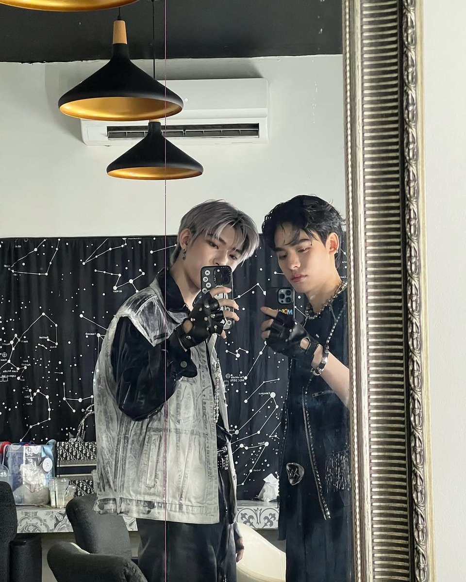 𝑽𝒊𝒐𝒍𝒆𝒕⋆.˚🪻༘⋆ tweet media