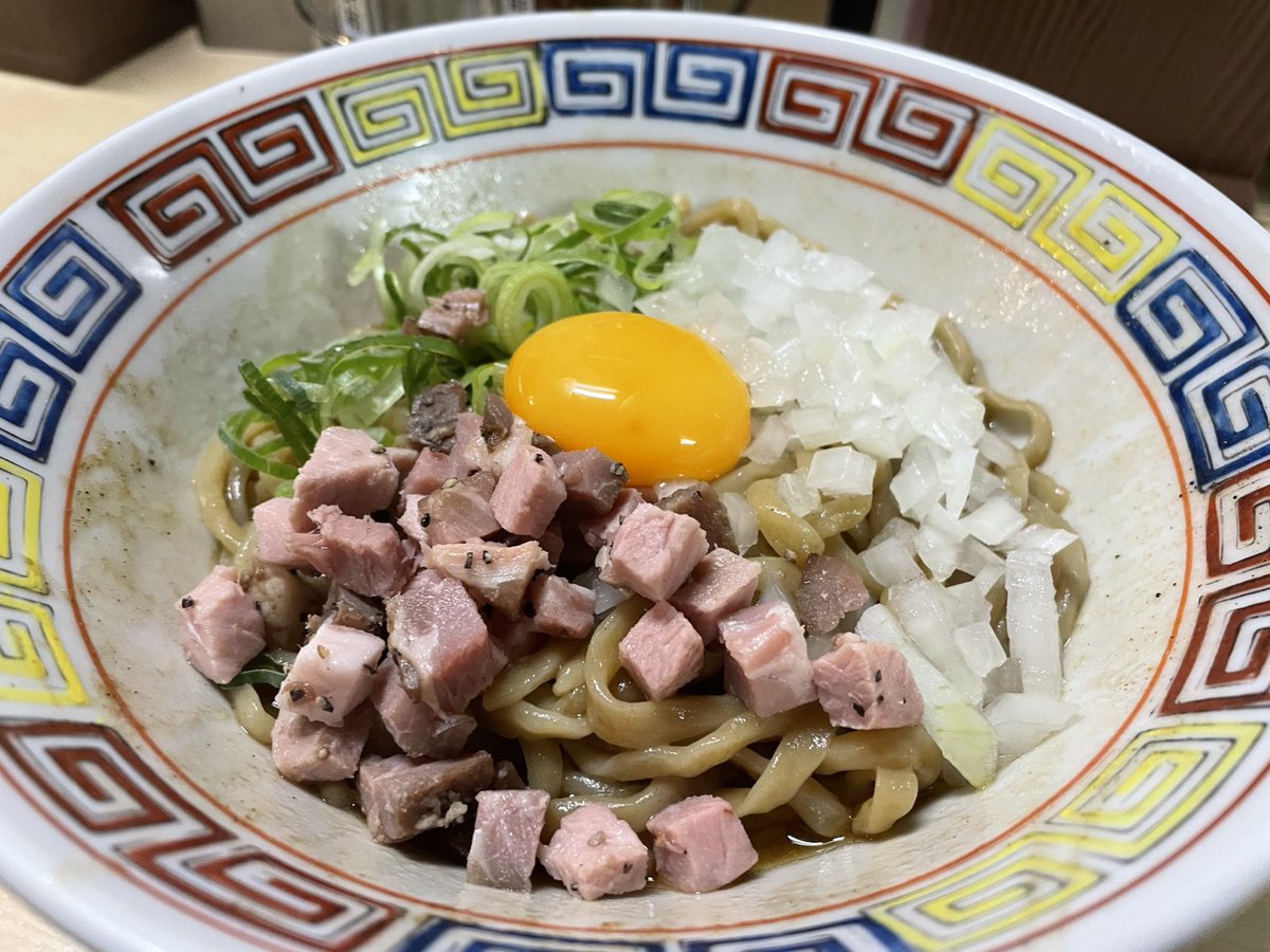 はお tweet media