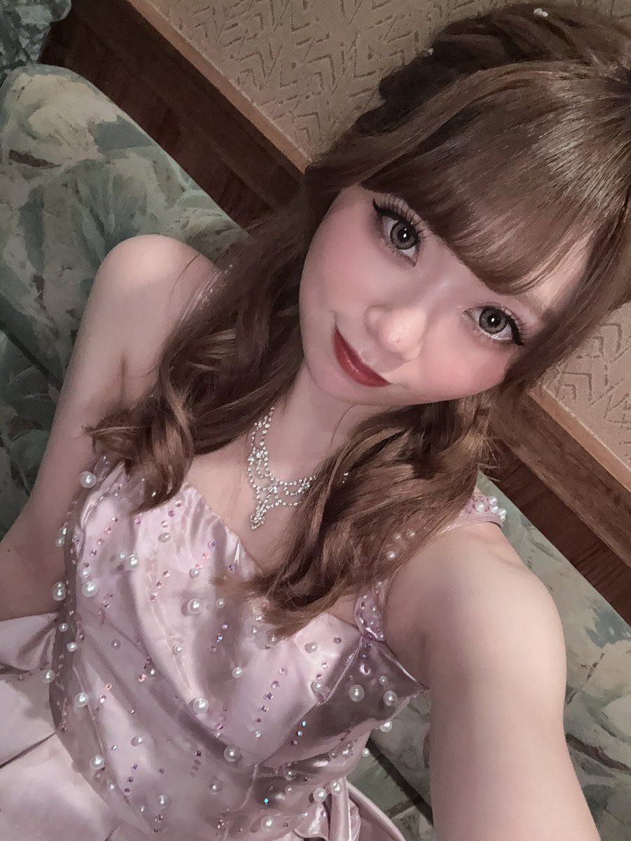 Lamudaze's tweet photo. ひさご歌謡祭
ありがとうございました🩷

歌謡祭らしく、いつもと違う私をお見せできたかと思います😚✨️ https://t.co/rcGuglBdBT