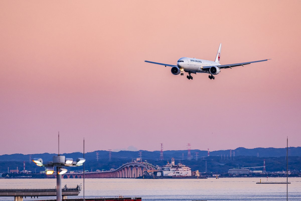 747mickey's tweet photo. ★JAL B777✈️
✨また貴重な1機が日本の空から消える・・JA733J✨ https://t.co/eP2f8fgBLq