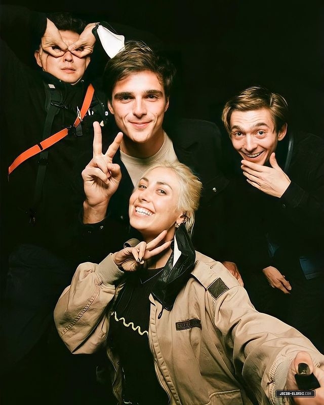 Hourly Jacob Elordi Fan Account tweet media