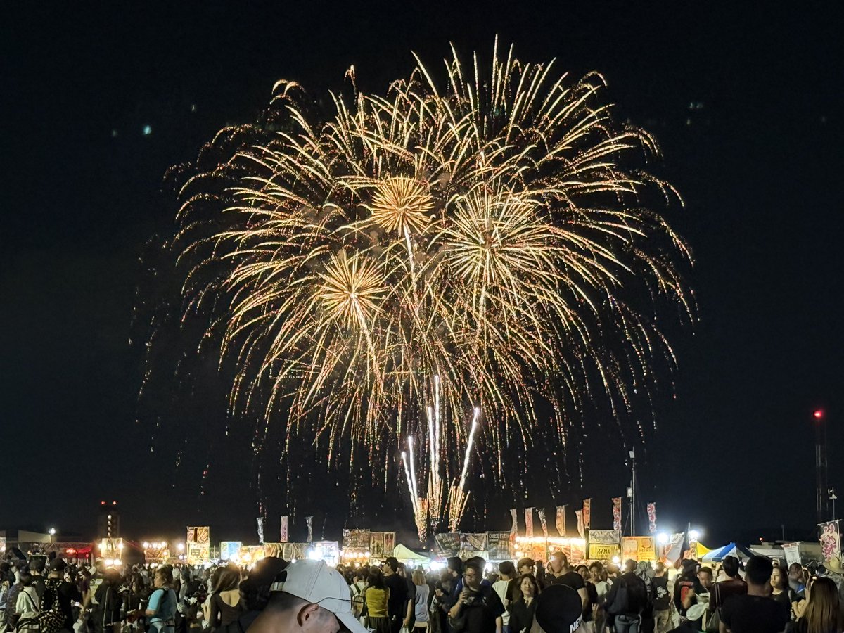 CarvaanG's tweet photo. 今日の締めくくりは花火🐫

横田友好祭
CARVAAN🍻のお店にお越しいただいた
皆さまありがとうございました😊 https://t.co/zgKQLP7apd