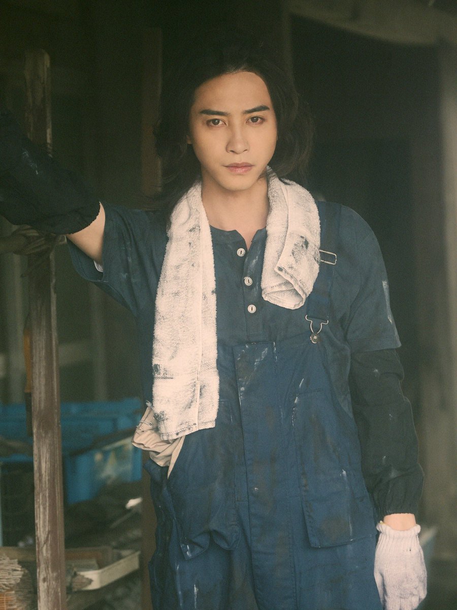 miyaomu's tweet photo. ✨キャストビジュアル解禁✨

宮下貴浩×私オムプロデュース
第11回公演
舞台『#偽たモノ』 

本木哲也（もときてつや） 役
 #田淵累生

🎫一般先行ご当選者
⚡️ご入金期間終了まであと3時間⚡️
⚠️5月17日(日)23:59迄🔚

🗓️一般発売（先着）
5月22日(金)20時〜⚔️
https://t.co/uERI33dodz

🌼ロビー招木🌼
おかげさまで残りわずか🌲
🔻招木申込受付コチラ✨
https://t.co/hMzdeWcIrI

《公演概要》
宮下貴浩×私オムプロデュース
第11回公演
舞台『偽たモノ』(にせたもの)

【脚本・演出】
#私オム

【キャスト】

#宮下貴浩
#赤澤燈
#定本楓馬
#前川優希
#田淵累生

#横山涼
#森本竜馬
#佐伯孝彦
#猪俣利成
#塚田千紘

#山崎真実
#今立進

#安里勇哉
#椎名鯛造

#玉城裕規

【公演期間】
2026年6月3日(水)～6月14日(日)

【劇場】
シアターサンモール 
住所：東京都新宿区新宿1-19-10 サンモールクレスト B1F

【チケット料金】
前売8,800円（全席指定／税込）　
※当日券＋1,000円

🔻#宮オム 公式HP
https://t.co/oLkLD82YQM