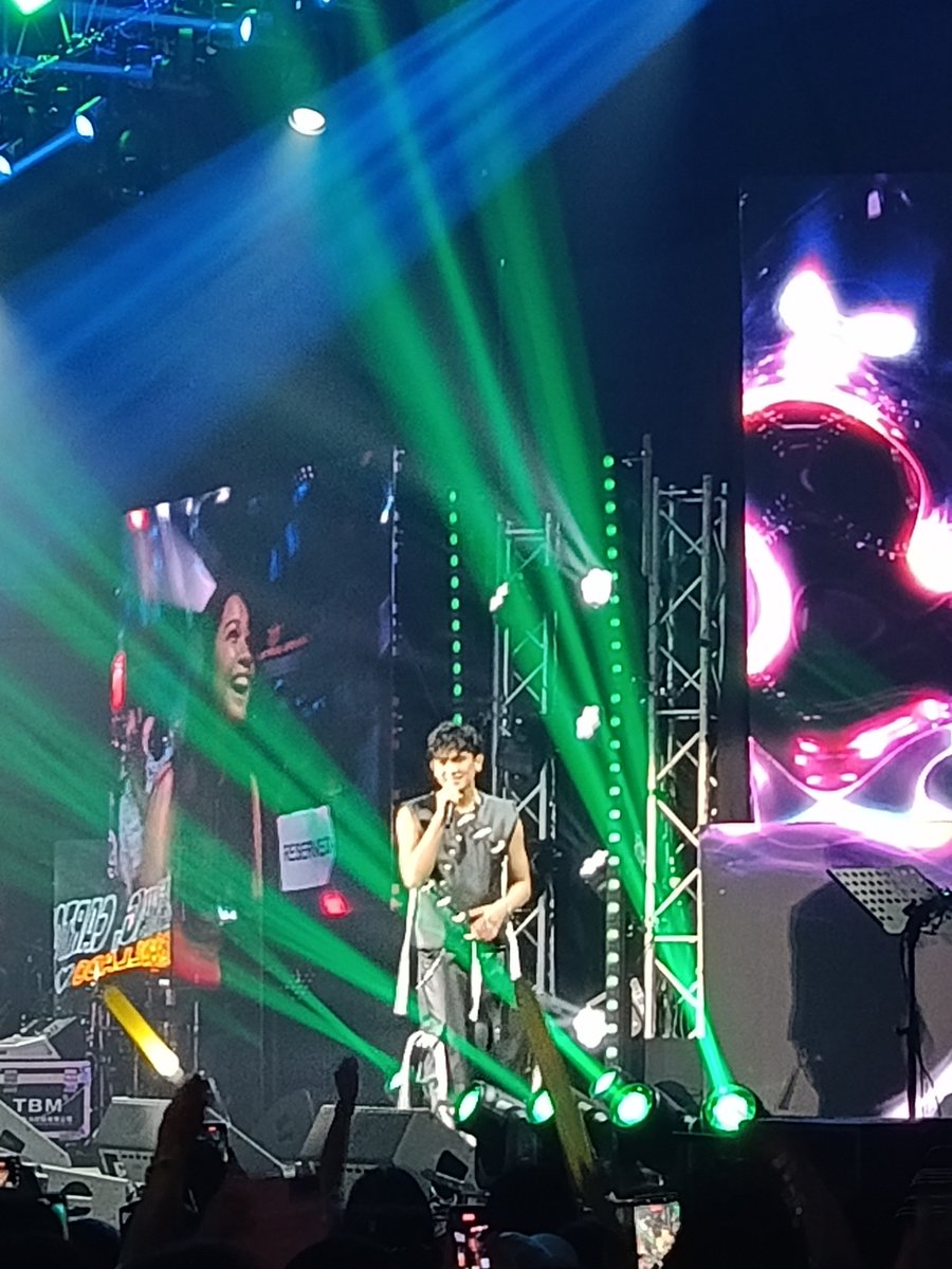 AmberLurker's tweet photo. Huy gagui Jarlette!! Lintek hahahahha

CARTON TOTAL PERFORMER
CARMELLE LIVE AT SKYDOME https://t.co/YTLdEjH6bU