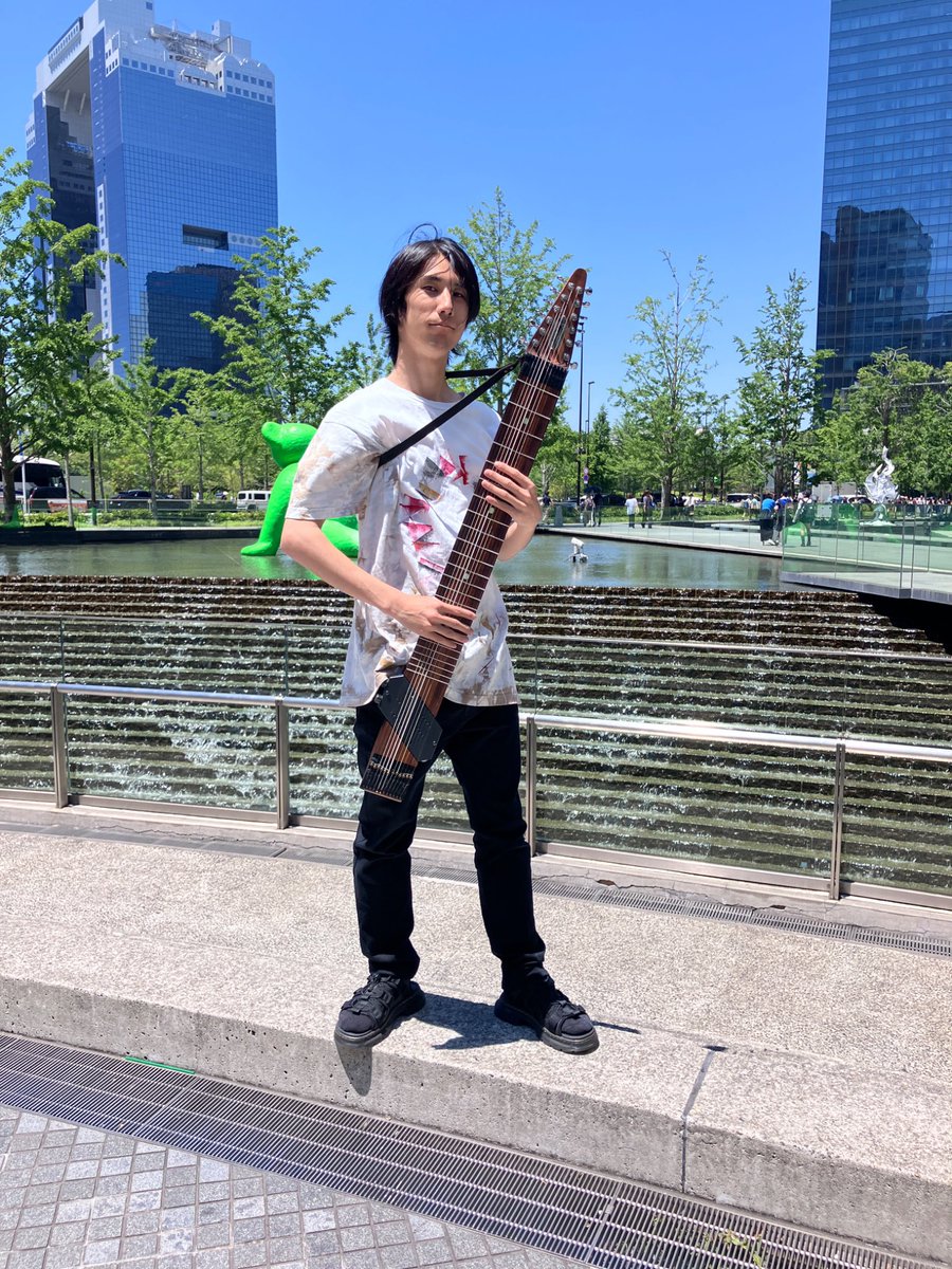 Lyuto チャップマン・スティック奏者 tweet media